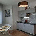 Bilocale In *