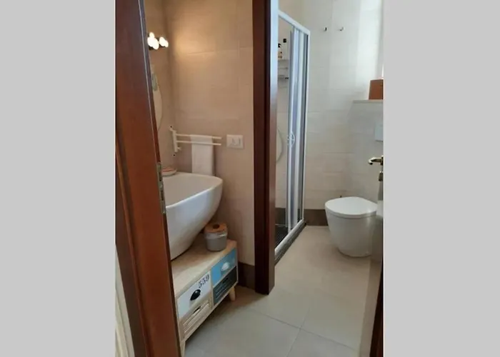 Bilocale In Apartamento